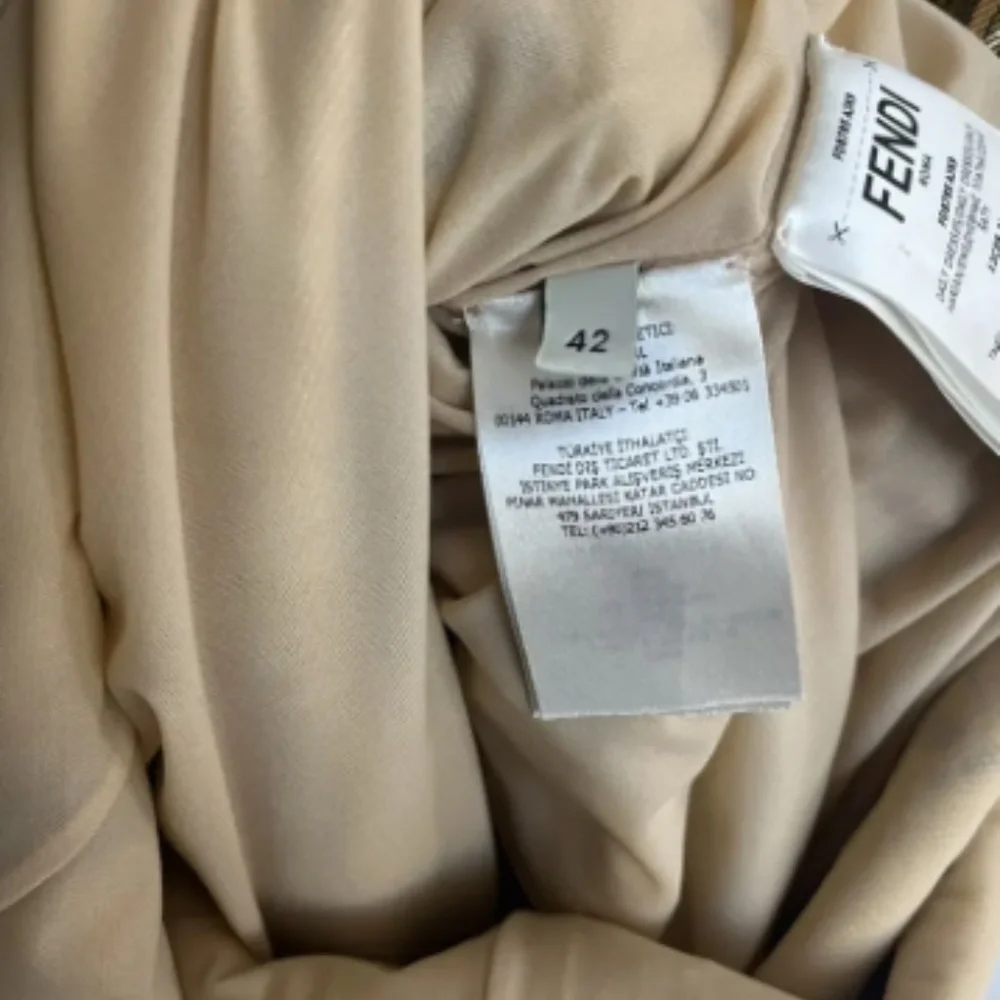 FENDACE DRESS - Picture 10 of 12